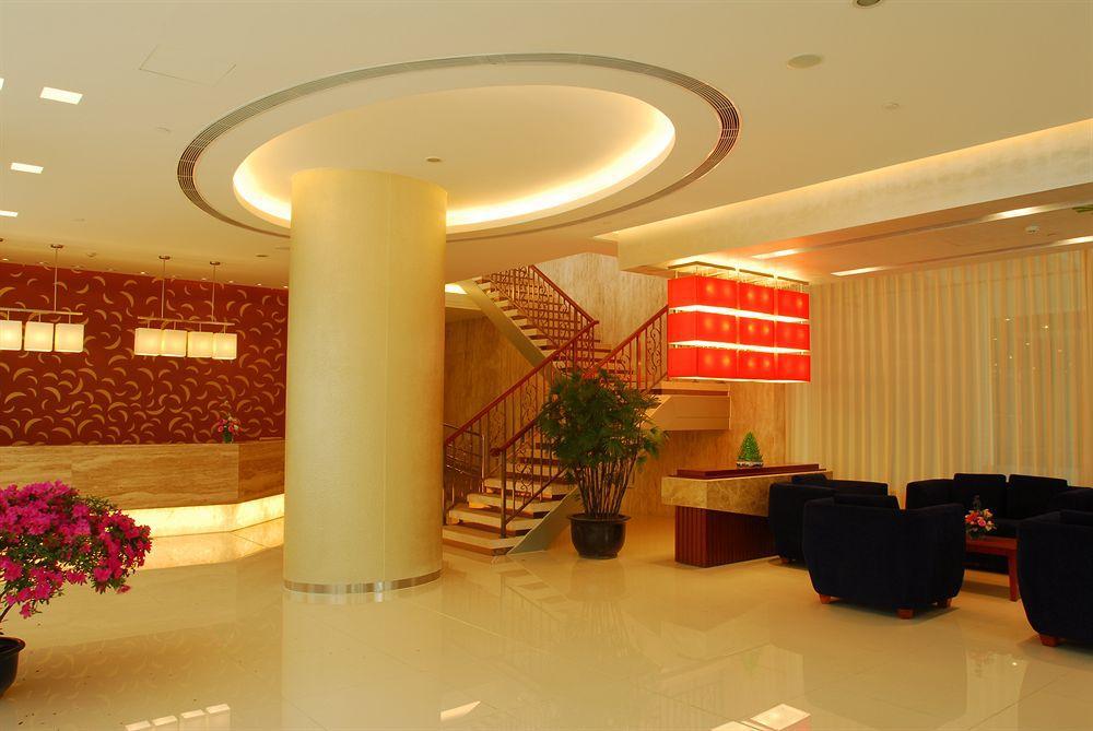 Charms Hotel Шанхай Екстериор снимка